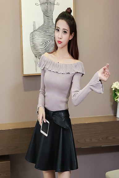 Áo ren rớt vai tay bèo