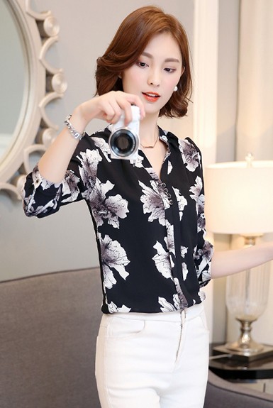 Áo sơ mi 10 màu cho khách lựa