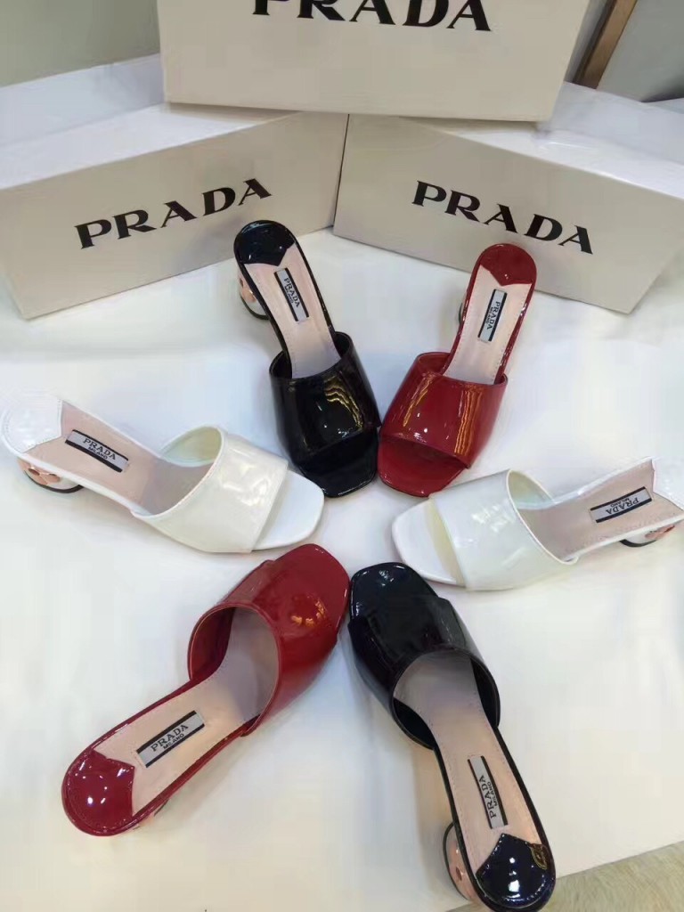 Dép đế vuông prada đủ màu 