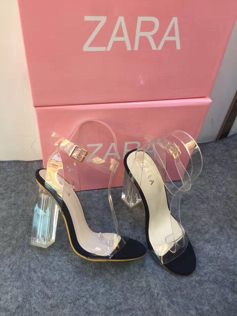 Guốc cao gót Zara