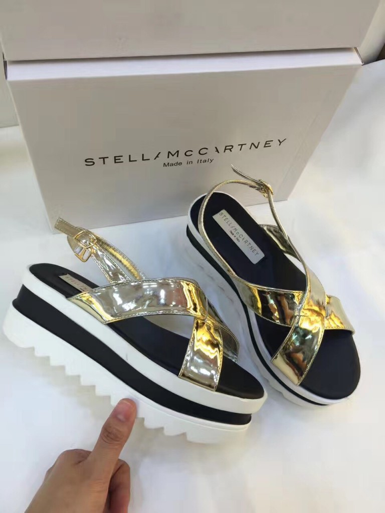 Guốc đế xuồng chéo dây