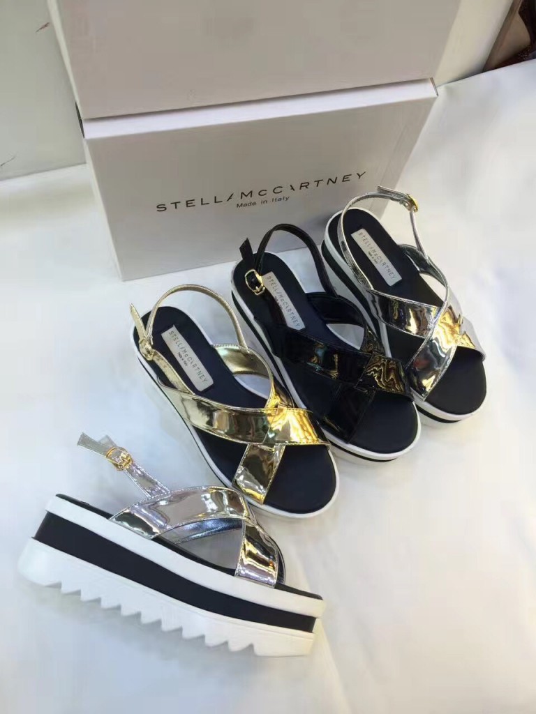 Guốc đế xuồng chéo dây