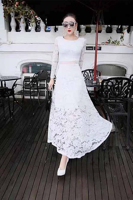 Đầm dự tiệc ren xòe sang trọng