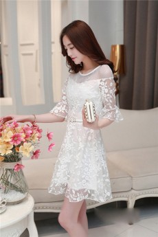 Đầm ren đã đem đến điều gì cho phong cách thời trang của bạn nữ? Đầm ren đã đem đến điều gì cho phong cách thời trang của bạn nữ?