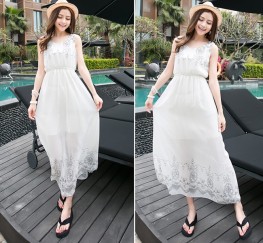 Đầm maxi trắng sự quyến rũ khó cưỡng đến từ màu sắc Đầm maxi trắng sự quyến rũ khó cưỡng đến từ màu sắc
