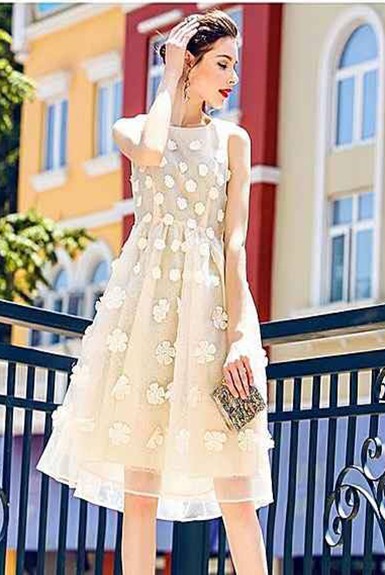 Đầm maxi đẹp tay ngắn họa tiết Đầm maxi đẹp tay ngắn họa tiết