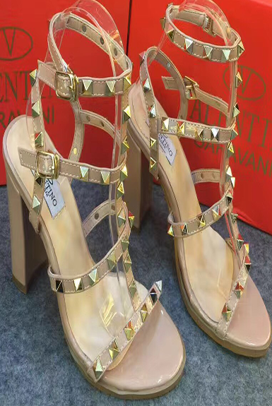 Guốc cao gót valentino