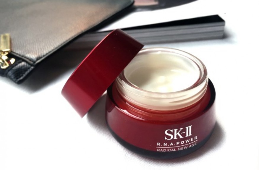 Kem Dưỡng Ẩm Chống Lão Hóa SK.II R.N.A Power Radical New Age 80g Kem Dưỡng Ẩm Chống Lão Hóa SK.II R.N.A Power Radical New Age 80g