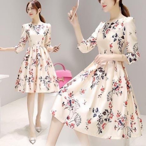 Đầm xòe phi in hoa sang trọng Đầm xòe phi in hoa sang trọng