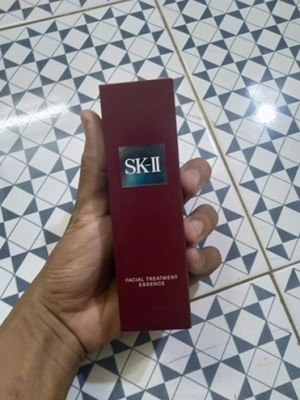 Sữa dưỡng da  Laneige Essential Power Skin Refiner Light (200ml) Sữa dưỡng da  Laneige Essential Power Skin Refiner Light (200ml)