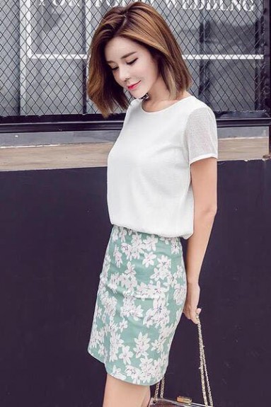 Áo ren ngắn tay áo phối váy ôm hai mảnh