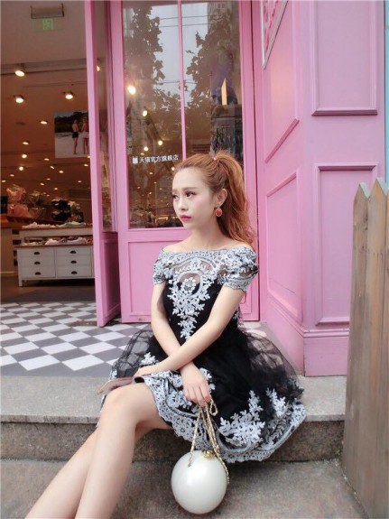 đầm xòe ren gương hoàng gia đẳng cấp đầm xòe ren gương hoàng gia đẳng cấp