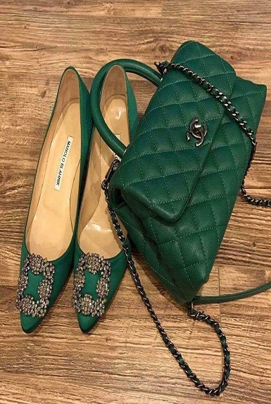 Giày búp bê mũi nhọn họa tiết đá tinh xảo Giày búp bê mũi nhọn họa tiết đá tinh xảo